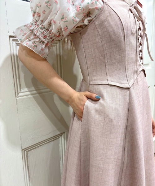 F i.n.t（フィント）の「フロントレースアップコルセットキャミワンピース/F&A　夏服（ワンピース・レディース・チャコールグレー/ピンクベージュ/ブルーグリーン・FREE）」の16枚目の写真