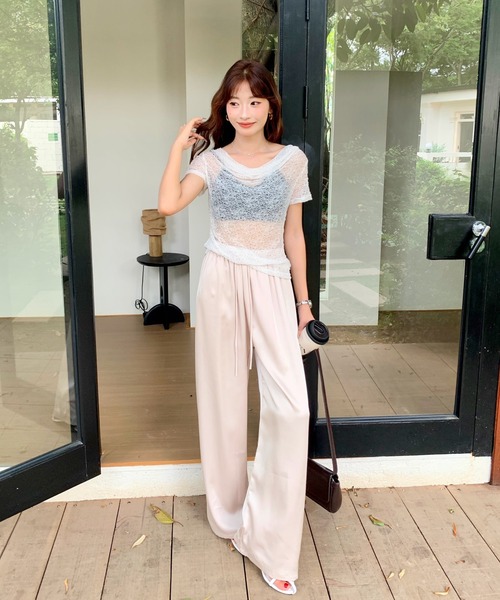 everycoco（エブリーココ）の「リラックスサテンワイドパンツ（その他パンツ・レディース・アイボリー/ベージュ・M/L）」の22枚目の写真
