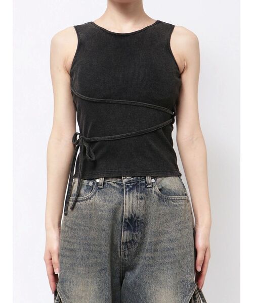 EMODA(エモダ)の「クロスフィットリボントップ(Tシャツ/カットソー・レディース・グレー/ホワイト/ブラック・FREE)」の1枚目の写真