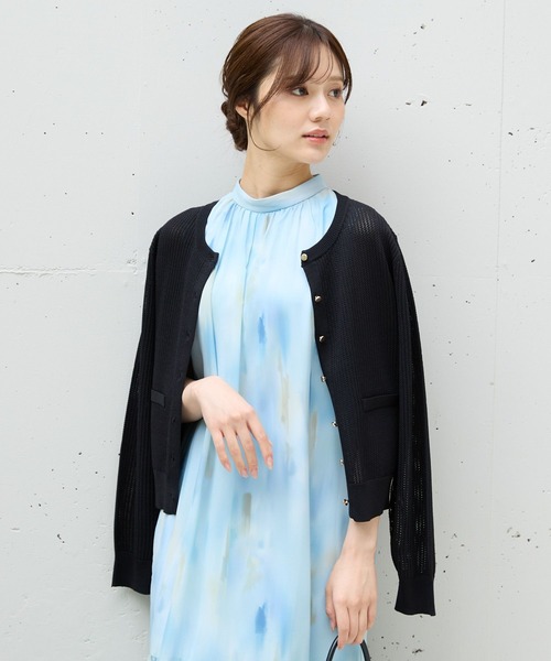 Andemiu（アンデミュウ）の「キンボタンメッシュカーディガン571991（カーディガン/ボレロ・レディース・グレー/オフホワイト/ブラック/ブルー・FREE）」の3枚目の写真