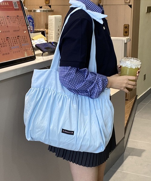 Ressaca(レサーカ)の「プリーツリボンハンドルトートバッグ(トートバッグ・レディース・ドット/ピンク/ブルー/ライトブルー/ホワイト/ベージュ・FREE)」の4枚目の写真