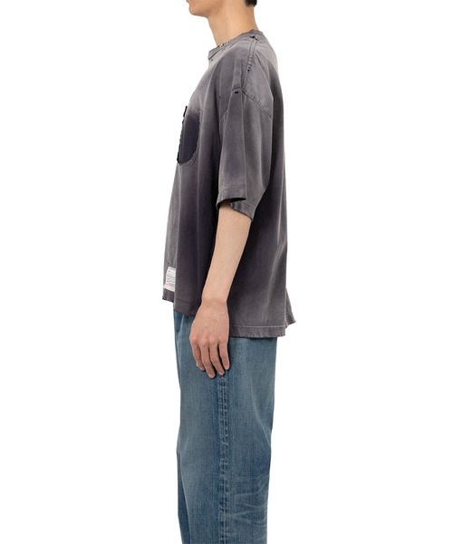 Maison MIHARA YASUHIRO(メゾンミハラヤスヒロ)の「Sun Faded Like T-shirt(Tシャツ/カットソー・メンズ・ブラック・44/46/48)」の4枚目の写真