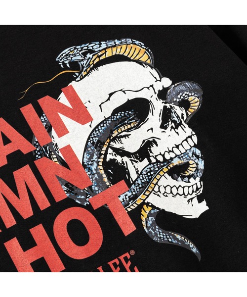 CALEE（キャリー）の「SNAKE SKULL LOGO DROP L/S TEE ＜EXCLUSIVE＞（Tシャツ/カットソー・メンズ・ブラック×レッド・MEDIUM/LARGE/X-LARGE/XX-LARGE）」の4枚目の写真