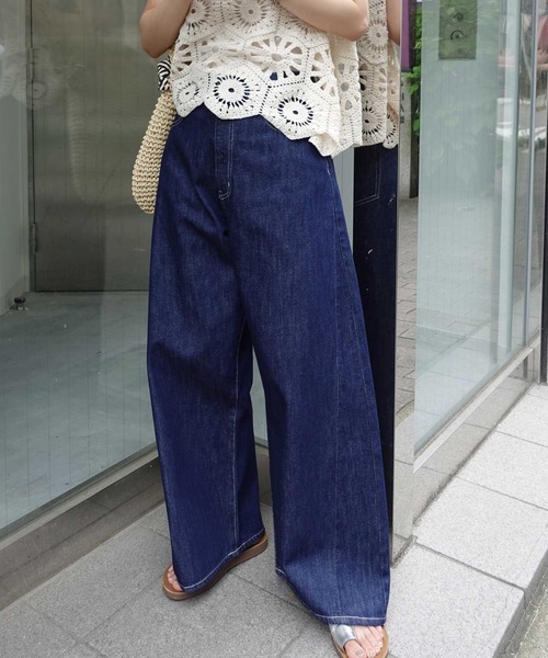 CORNERS（コーナーズ）の「パネル切替バレルデニムパンツ（デニムパンツ・レディース・ブラック/インディゴブルー・マルチサイズ）」の13枚目の写真