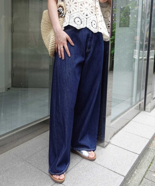 CORNERS（コーナーズ）の「パネル切替バレルデニムパンツ（デニムパンツ・レディース・ブラック/インディゴブルー・マルチサイズ）」の14枚目の写真