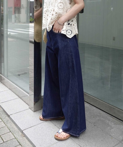 CORNERS（コーナーズ）の「パネル切替バレルデニムパンツ（デニムパンツ・レディース・ブラック/インディゴブルー・マルチサイズ）」の21枚目の写真