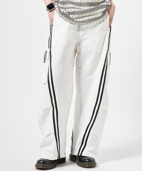 Theater code(シアターコード)の「Cargo Wide Line Pants/ワイドカーゴラインパンツ(カーゴパンツ・メンズ・ブラック/グレー/ホワイト・M/L)」の18枚目の写真