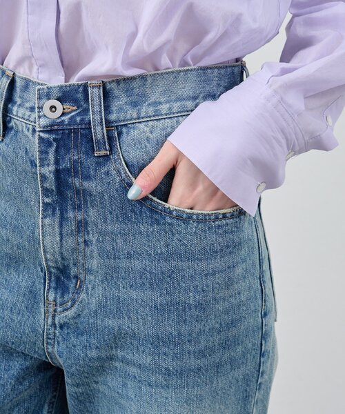 SHENERY(シーナリー)の「ストレートデニム(デニムパンツ・レディース・ブルー・34/36/38)」の16枚目の写真