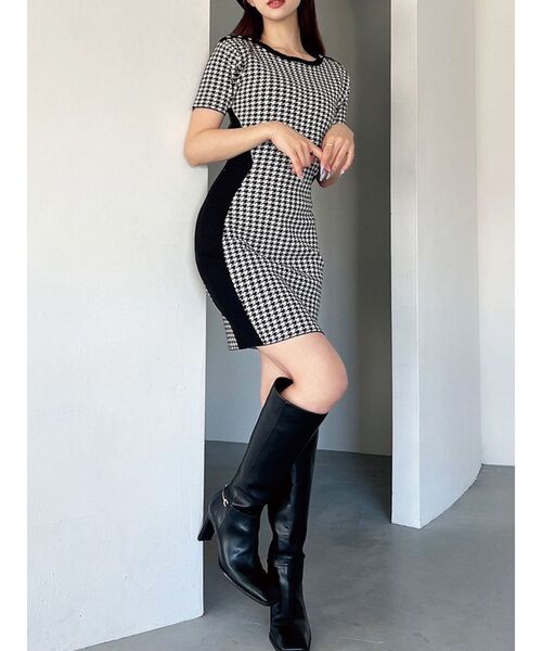 RESEXXY（リゼクシー）の「ハウンドトゥースミニニットワンピース（ワンピース・レディース・チャコールグレー/ブラック/ピンク・FREE）」の2枚目の写真