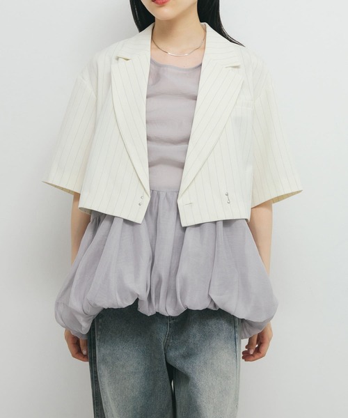 KBF（ケイビーエフ）の「ストライプショートジャケット（その他アウター・レディース・チャコールグレー/アイボリー・ONE）」の5枚目の写真