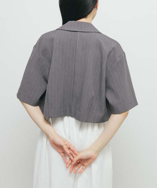 KBF（ケイビーエフ）の「ストライプショートジャケット（その他アウター・レディース・チャコールグレー/アイボリー・ONE）」の15枚目の写真