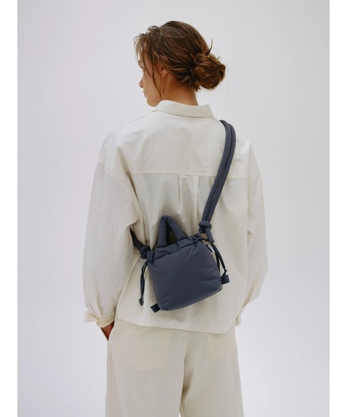 OLEND（オレンド）の「OLEND　MICRO ONA SOFT BAG（ハンドバッグ・レディース・スモークグレー/ローズ/ライトピンク/ライトグリーン・FREE）」の12枚目の写真