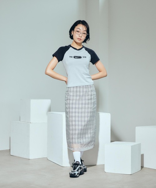 ナイキ スポーツウェア チル ニット ウィメンズ グラフィック Tシャツ ナイキ スポーツウェア チル ニット ウィメンズ スリム