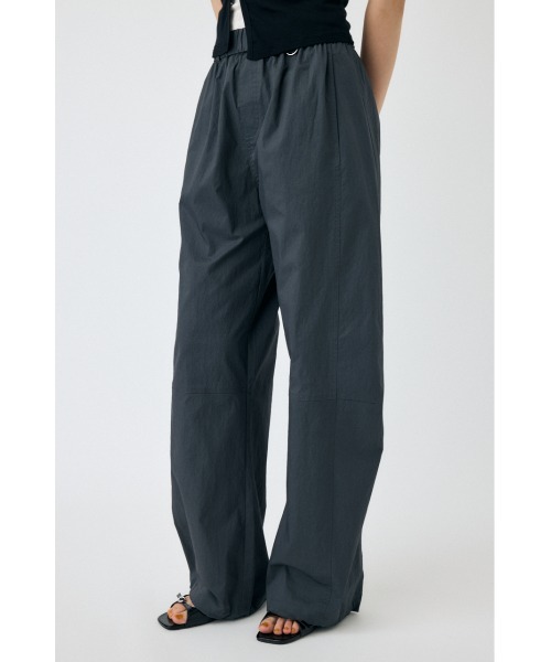 MOUSSY（マウジー）の「CURVED LINE EASY パンツ（カーゴパンツ・レディース・ホワイト/ピンク/ライトブラック・1/2）」の9枚目の写真