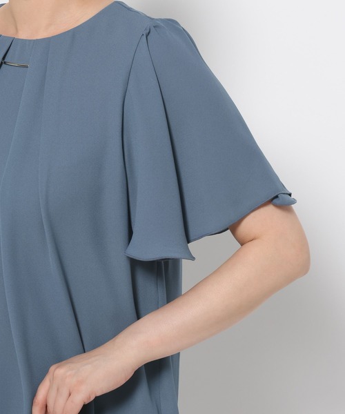 mysty woman（ミスティウーマン）の「フロントバーブラウス　581440（シャツ/ブラウス・レディース・ブラック/オフホワイト/ブルー・FREE）」の15枚目の写真