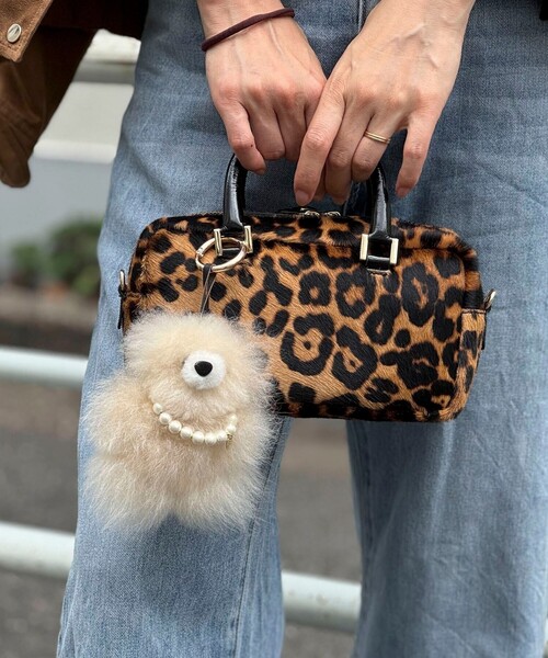 COSY(コージー)の「【COSY×NOLLEYS】パールベアーチャーム(チャーム・レディース・ベージュ/ネイビー/ブラウン・FREE)」の2枚目の写真