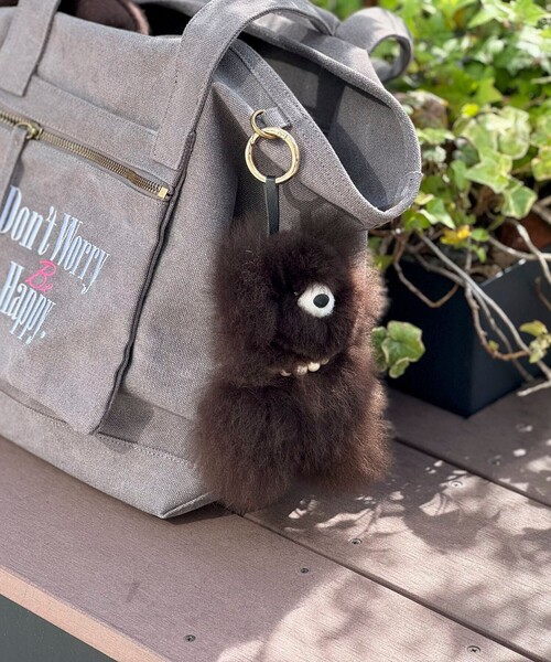 COSY(コージー)の「【COSY×NOLLEYS】パールベアーチャーム(チャーム・レディース・ベージュ/ネイビー/ブラウン・FREE)」の1枚目の写真