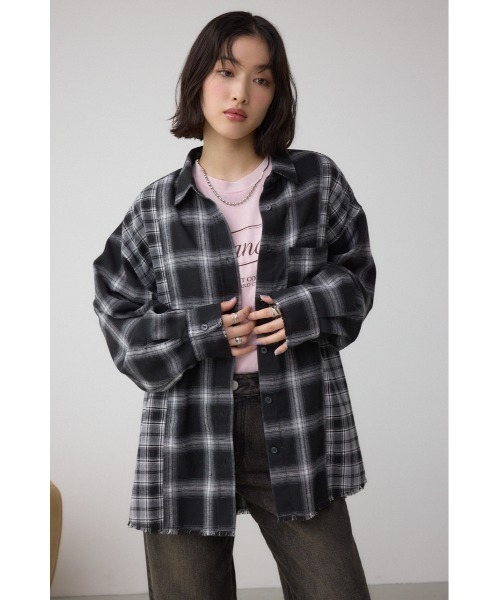 AZUL by moussy(アズールバイマウジー)の「切替デザインチェックシャツ(シャツ/ブラウス・レディース・ブラウン系その他/ブラック系その他・FREE)」の4枚目の写真