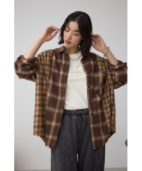 AZUL by moussy(アズールバイマウジー)の「切替デザインチェックシャツ(シャツ/ブラウス・レディース・ブラウン系その他/ブラック系その他・FREE)」の16枚目の写真