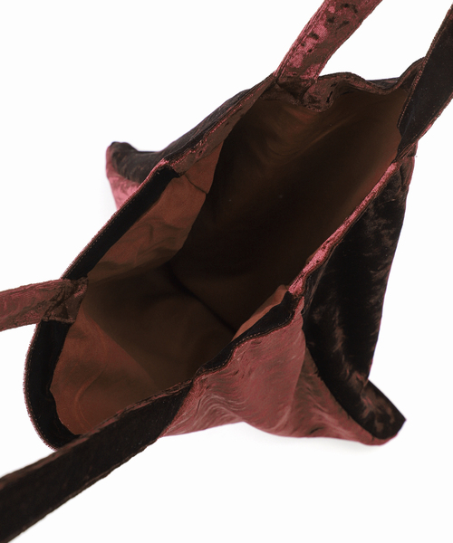 Spick & Span(スピックアンドスパン)の「《一部店舗+WEB限定》Uhr/ウーア 別注Velour Tote(トートバッグ・レディース・ブラウン/バイオレット・FREE)」の10枚目の写真