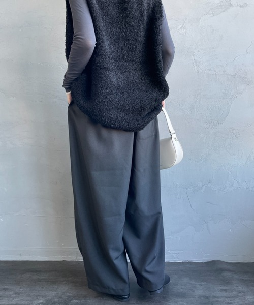 【美品】試着のみ mizuiro ind ワイドカーゴパンツ ダークグレー mizuiro ind ミズイロインド ワイドカーゴパンツ ウール見え 膝