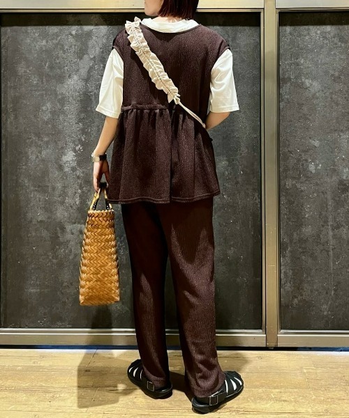 Right-on（ライトオン）の「【HONEYSUCKLE ROSE】楊柳カットイージーパンツ（セットアップ対応）（その他パンツ・レディース・ブラウン/ベージュ/ブラック・L/M）」の11枚目の写真