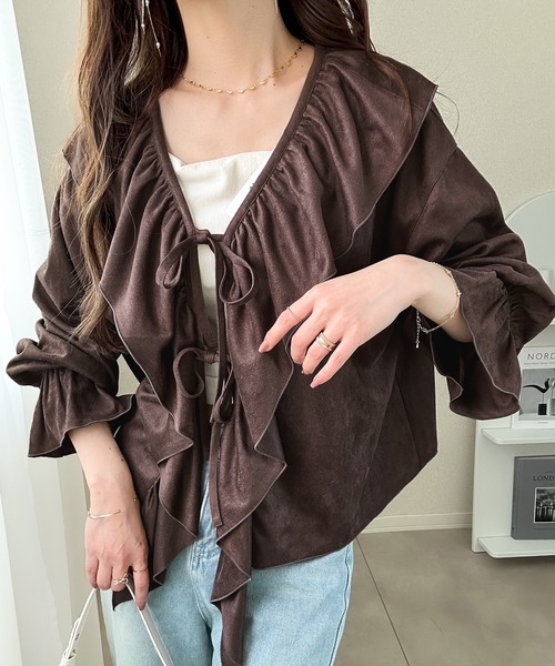 mily bilet(ミウィビレット)の「【mily bilet】ひらりと可憐に、上品フェミニン。フェイクスエード前開きリボンブラウス(長袖)(シャツ/ブラウス・レディース・チャコールグレー/ブラウン/ベージュ・X-LARGE/SMALL/LARGE/MEDIUM)」の16枚目の写真