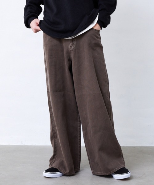 Fluffy BROTHERS(フラッフィーブラザーズ)の「製品染めワイドパンツ(その他パンツ・レディース・チャコール/ブラウン・S/M/L/XL)」の2枚目の写真