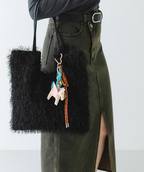 RODE SKO(ロデスコ)の「ヘアリートートバッグ(トートバッグ・レディース・ベージュ/ブラック/オリーブ・ONE)」の4枚目の写真