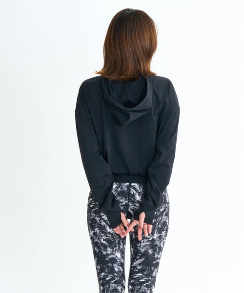 ROXY（ロキシー）の「YOUR ALLY HOODIE/ロキシー速乾UVカットジップアップスウェットトレーナー（スウェット・レディース・グレー/ブラック・SMALL/MEDIUM/LARGE）」の4枚目の写真