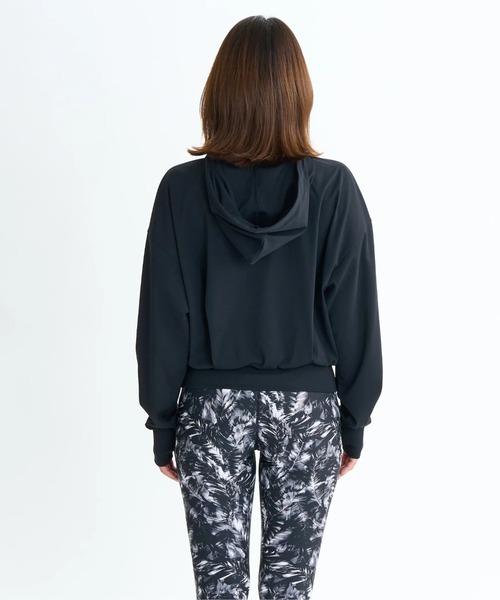ROXY（ロキシー）の「YOUR ALLY HOODIE/ロキシー速乾UVカットジップアップスウェットトレーナー（スウェット・レディース・グレー/ブラック・SMALL/MEDIUM/LARGE）」の5枚目の写真
