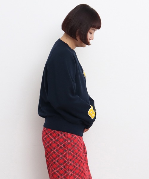 CHILD WOMAN（チャイルドウーマン）の「30/10裏毛 相良ワッペンプルオーバー（スウェット・レディース・レッド/ネイビー・FREE）」の18枚目の写真