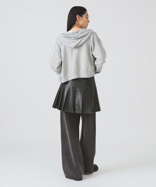 Ray BEAMS（レイビームス）の「スウェット ジップ フーディー（パーカー・レディース・ライトグレー/チャコールグレー・ONE SIZE）」の9枚目の写真