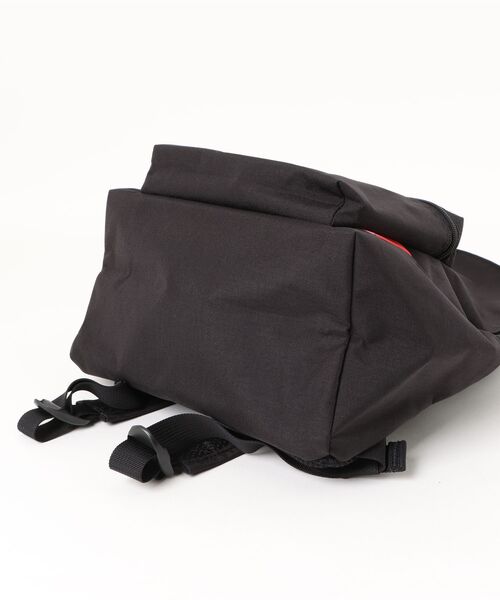 Manhattan Portage(マンハッタンポーテージ)の「KIDDIE BIG APPLE BACKPACK (SM) 500D CORDURA SESAME ST(バックパック/リュック・キッズ・ブラック・SMALL)」の12枚目の写真