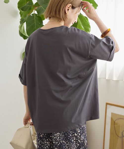 AMERICAN HOLIC(アメリカンホリック)の「接触冷感バック切替コクーンプルオーバー(Tシャツ/カットソー・レディース・グリーン/モカ/アイボリー/チャコールグレー・L/M)」の13枚目の写真