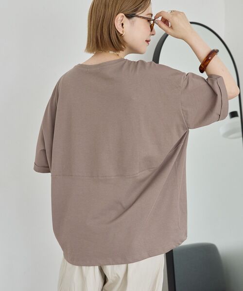 AMERICAN HOLIC(アメリカンホリック)の「接触冷感バック切替コクーンプルオーバー(Tシャツ/カットソー・レディース・グリーン/モカ/アイボリー/チャコールグレー・L/M)」の8枚目の写真