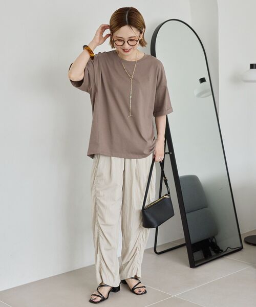 AMERICAN HOLIC(アメリカンホリック)の「接触冷感バック切替コクーンプルオーバー(Tシャツ/カットソー・レディース・グリーン/モカ/アイボリー/チャコールグレー・L/M)」の21枚目の写真
