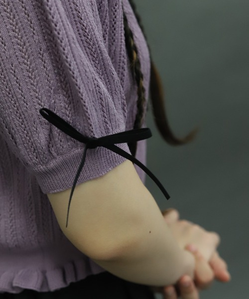 axes femme POETIQUE（アクシーズファムポエティック）の「チャイナボタンニットプルオーバー（ニット/セーター・レディース・ホワイト/ブラック/パープル・MEDIUM）」の7枚目の写真