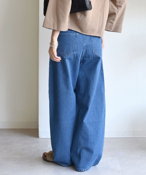 SHIPS（シップス）の「〈洗濯機可能〉2タック カーブ デニム パンツ（デニムパンツ・レディース・ブルー/ネイビー・36/38）」の18枚目の写真