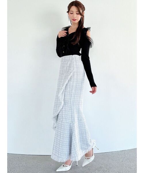 フリルニットトップス 安田美沙子さん着用・選べる2type】フリルニットトップス – Tiaclasse