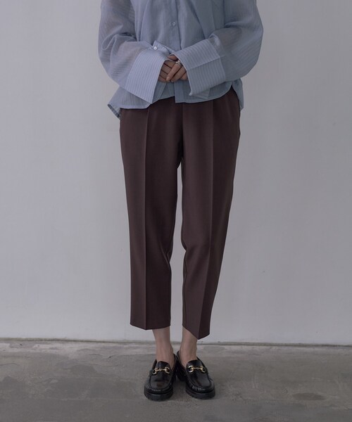 GALLEST(ギャレスト)の「Comfy SET UP|イージーテーパードパンツ【セットアップ対応/通勤/カセット服】(その他パンツ・レディース・ブラック/ブラウン系その他/ベージュ・36/38/34/40)」の13枚目の写真