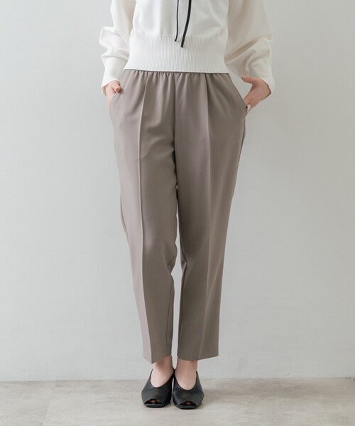 GALLEST(ギャレスト)の「Comfy SET UP|イージーテーパードパンツ【セットアップ対応/通勤/カセット服】(その他パンツ・レディース・ブラック/ブラウン系その他/ベージュ・36/38/34/40)」の4枚目の写真