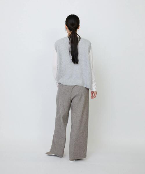 LOISIR（ロワズィール）の「カシミヤファー加工ベスト（ベスト・レディース・ピンク/グレー・FREE）」の6枚目の写真