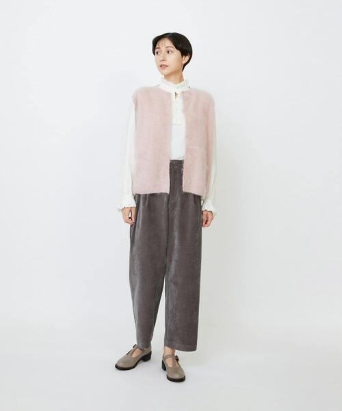 LOISIR（ロワズィール）の「カシミヤファー加工ベスト（ベスト・レディース・ピンク/グレー・FREE）」の10枚目の写真
