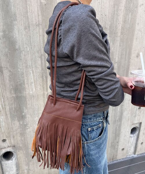 SHENERY(シーナリー)の「フリンジバッグ(トートバッグ・レディース・ブラック/ブラウン・FREE)」の12枚目の写真