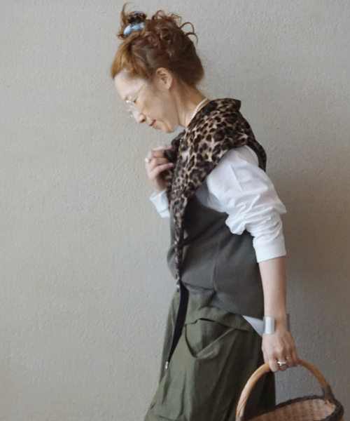 JOURNAL STANDARD LUXE（ジャーナルスタンダード　ラックス）の「レオパベロア ストール（ストール/ショール・レディース・ブラウン・FREE）」の5枚目の写真