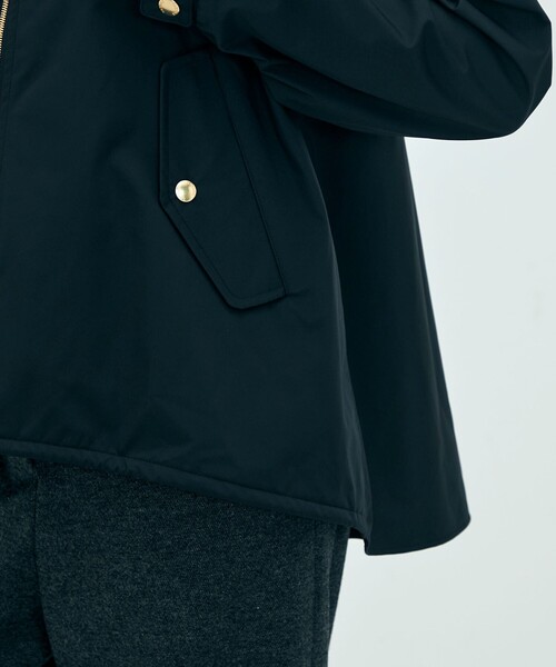 TATRAS（タトラス）の「【別注】TATRAS NARA フードブルゾン（ブルゾン・レディース・ブラック/ダークグリーン/ライトベージュ・1）」の15枚目の写真