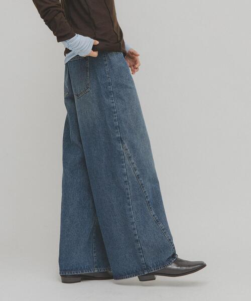 KBF（ケイビーエフ）の「WIDEレッグアジャストデニム（デニムパンツ・レディース・ブラック/ブルー・38/36）」の7枚目の写真
