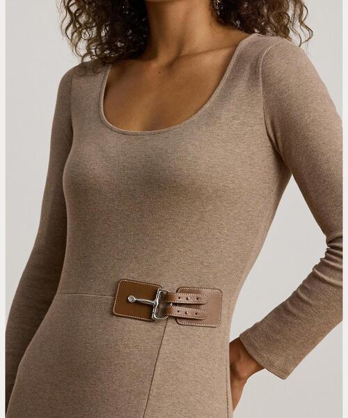 バックルトリム リブニット ミディ ドレス（ワンピース