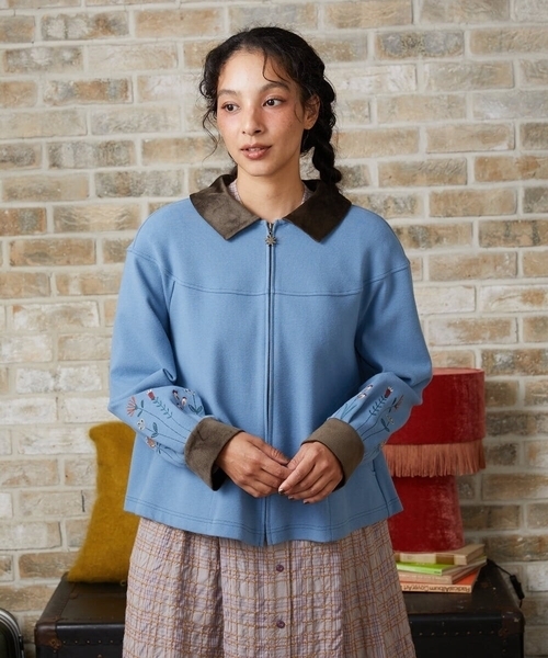 【新品未使用】Jocomomola　ホコモモラ　綿１００%毛布　花柄 Sybilla（シビラ） 二つ折り財布 刺繍 花 jocomomola ホコモモラ